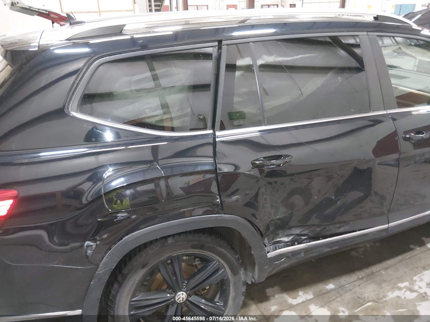 2018 Volkswagen Atlas VIN 1V2RR2CA0JC530593 IAAI salvage auction — RIGHT REAR, Salvage Title, sold $3,850 on 2026-08-07 (photo 6)
