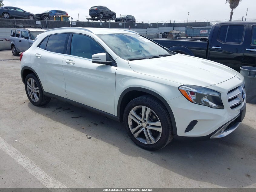 2017 Mercedes-benz Gla-class VIN WDCTG4EB9HJ343495 IAAI salvage auction — NORMAL WEAR, Clear - Dealer Only (California), sold $3,250 on 2026-07-29 (photo 1)