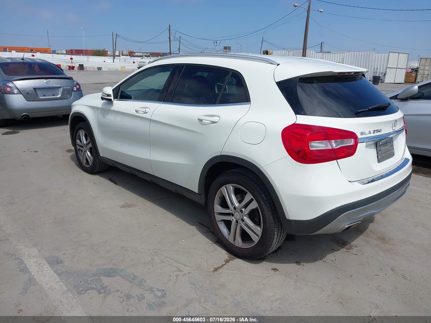 2017 Mercedes-benz Gla-class VIN WDCTG4EB9HJ343495 IAAI salvage auction — NORMAL WEAR, Clear - Dealer Only (California), sold $3,250 on 2026-07-29 (photo 3)