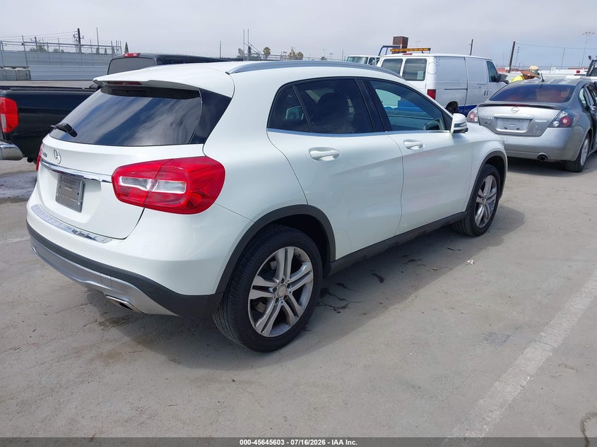 2017 Mercedes-benz Gla-class VIN WDCTG4EB9HJ343495 IAAI salvage auction — NORMAL WEAR, Clear - Dealer Only (California), sold $3,250 on 2026-07-29 (photo 4)