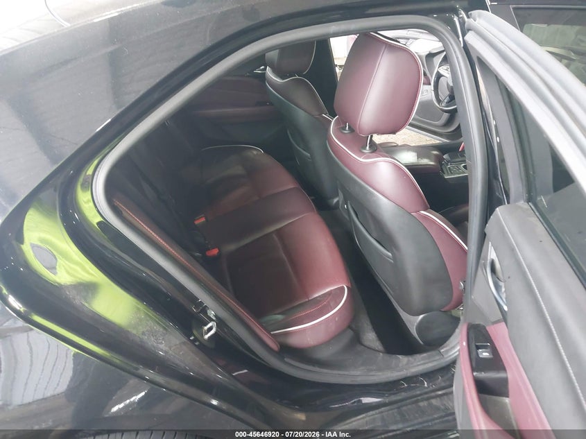 2022 Cadillac Ct4 VIN 1G6DC5RK8N0135344 IAAI salvage auction — FRONT END, Salvage (Virginia), sold $3,100 on 2026-08-23 (photo 8)