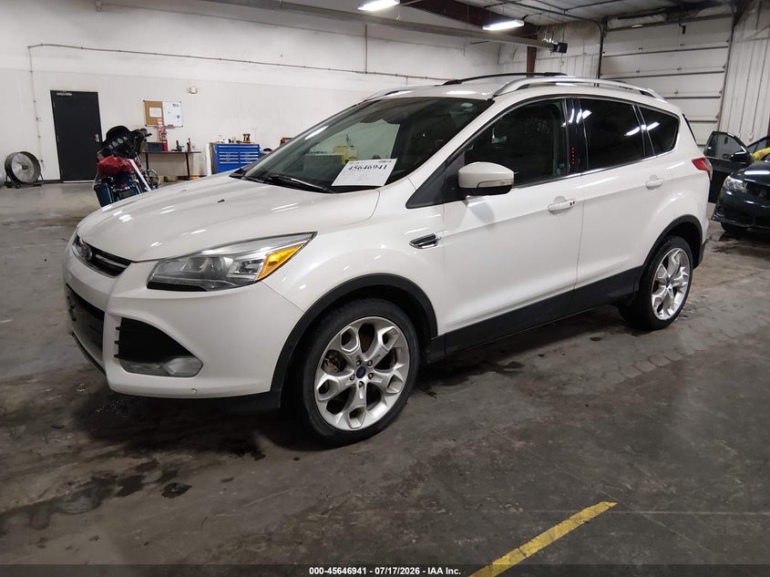 2013 Ford Escape VIN 1FMCU0J92DUD37861 IAAI salvage auction — HAIL, Salvage Title, sold $925 on 2026-08-03 (photo 2)