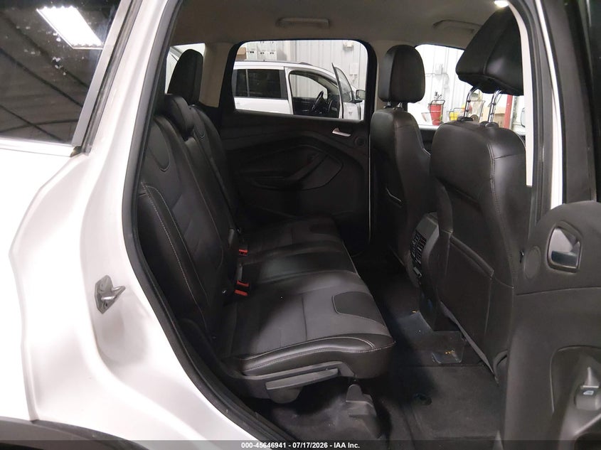 2013 Ford Escape VIN 1FMCU0J92DUD37861 IAAI salvage auction — HAIL, Salvage Title, sold $925 on 2026-08-03 (photo 8)