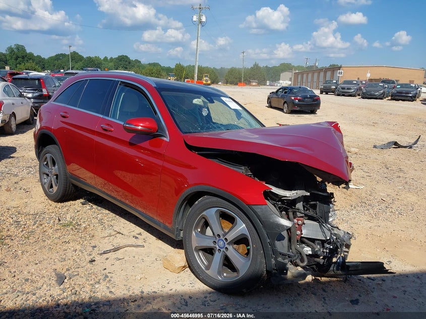 2017 Mercedes-benz Glc VIN WDC0G4JB8HF126662 IAAI salvage auction — FRONT END, Salvage Title, sold $1,600 on 2026-08-17 (photo 1)