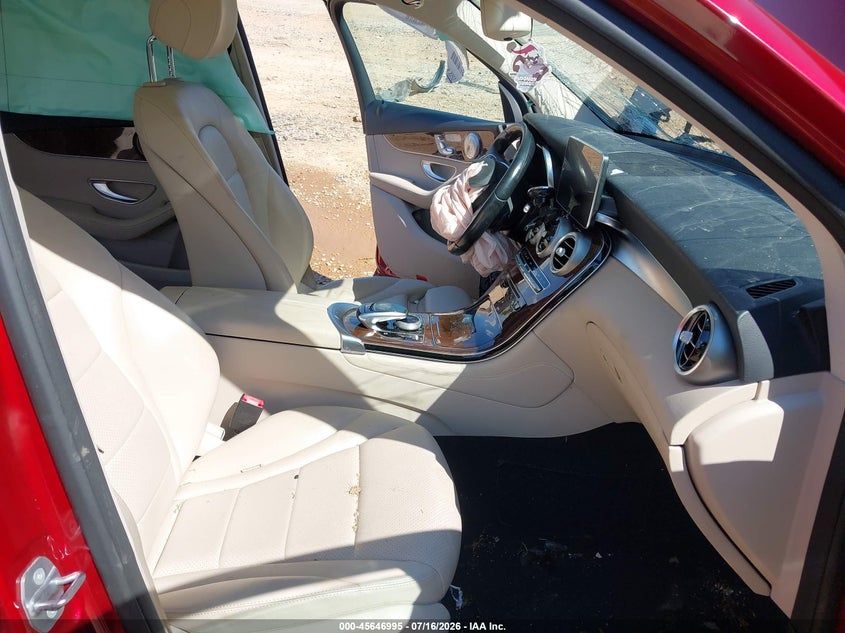 2017 Mercedes-benz Glc VIN WDC0G4JB8HF126662 IAAI salvage auction — FRONT END, Salvage Title, sold $1,600 on 2026-08-17 (photo 5)