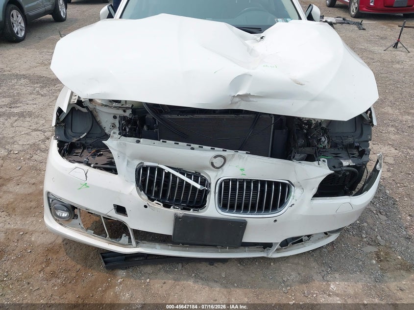 2016 BMW 5er VIN WBA5A7C53GG148533 IAAI salvage auction — FRONT END, Salvage (Pennsylvania), sold $2,050 on 2026-08-07 (photo 6)