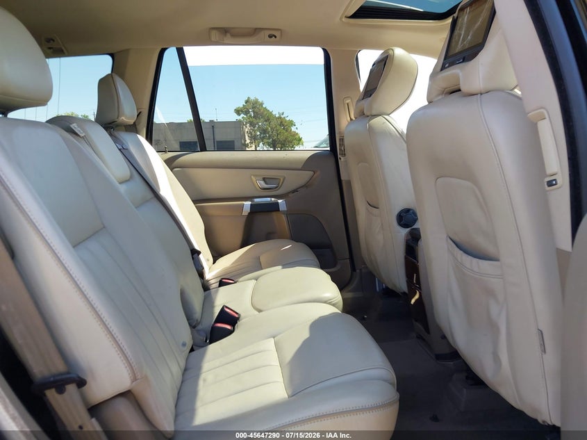 2013 Volvo Xc90 VIN YV4952CZ0D1666111 IAAI salvage auction — SIDE, Salvage (California), sold $550 on 2026-08-05 (photo 8)