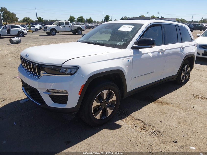 2024 Jeep Grand cherokee VIN 1C4RJYB60RC120672 IAAI salvage auction — SIDE, Enterprise Vehicles Clear Only (Iowa), sold $8,350 on 2026-07-29 (photo 2)