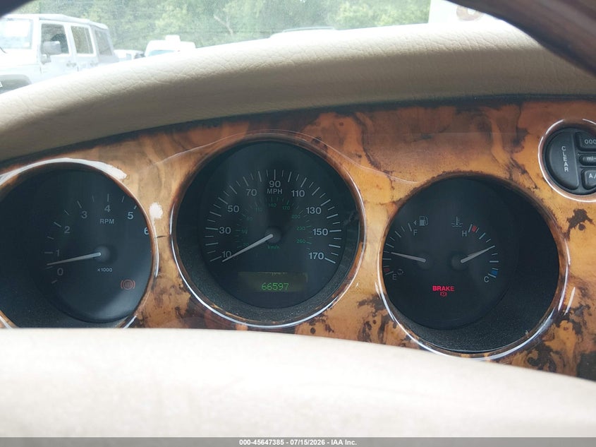 1997 Jaguar Xk VIN SAJGX2745VC003126 IAAI salvage auction — NORMAL WEAR, Clear (Tennessee), sold $400 on 2026-07-23 (photo 7)