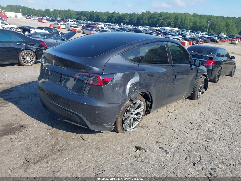 2025 Tesla Model y VIN 7SAYGDEE8SA339538 IAAI salvage auction — RIGHT FRONT, Certificate Of Destruction (Florida), sold $10,200 on 2026-09-06 (photo 4)