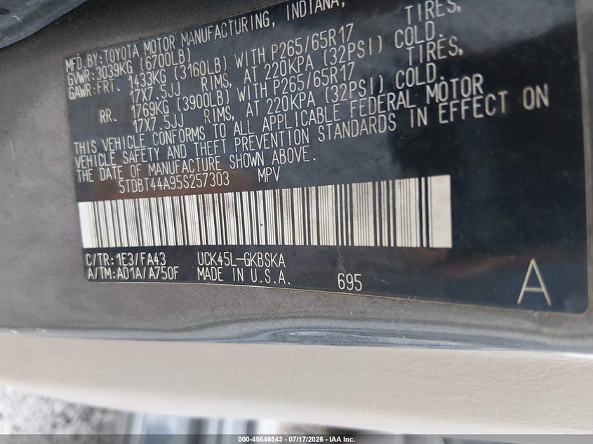 2005 Toyota Sequoia VIN 5TDBT44A95S257303 IAAI salvage auction — NORMAL WEAR, Clear (Georgia), sold $900 on 2026-07-24 (photo 9)