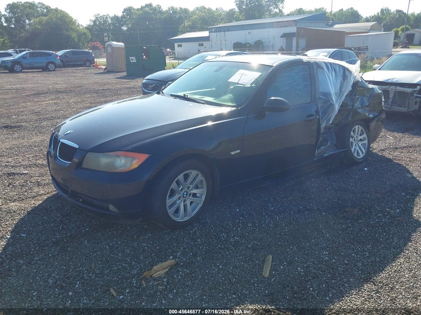 2007 BMW 3 series VIN WBAVA33557KX74106 IAAI salvage auction — LEFT SIDE, Salvage (Idaho), sold $300 on 2026-08-04 (photo 2)