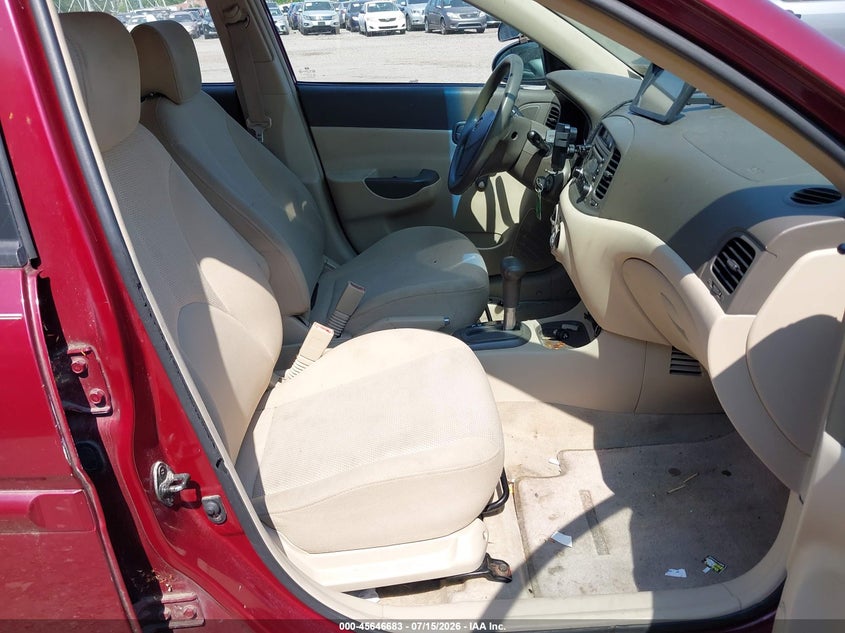 2006 Hyundai Accent VIN KMHCN46C56U017199 IAAI salvage auction — NORMAL WEAR, Clear (Pennsylvania), sold $700 on 2026-07-31 (photo 5)