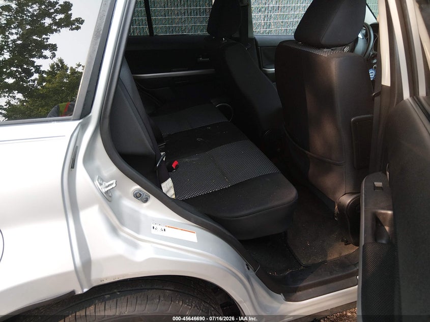 2006 Suzuki Grand vitara VIN JS3TD943564103301 IAAI salvage auction — NORMAL WEAR, Clear (Virginia), sold $25 on 2026-07-30 (photo 8)