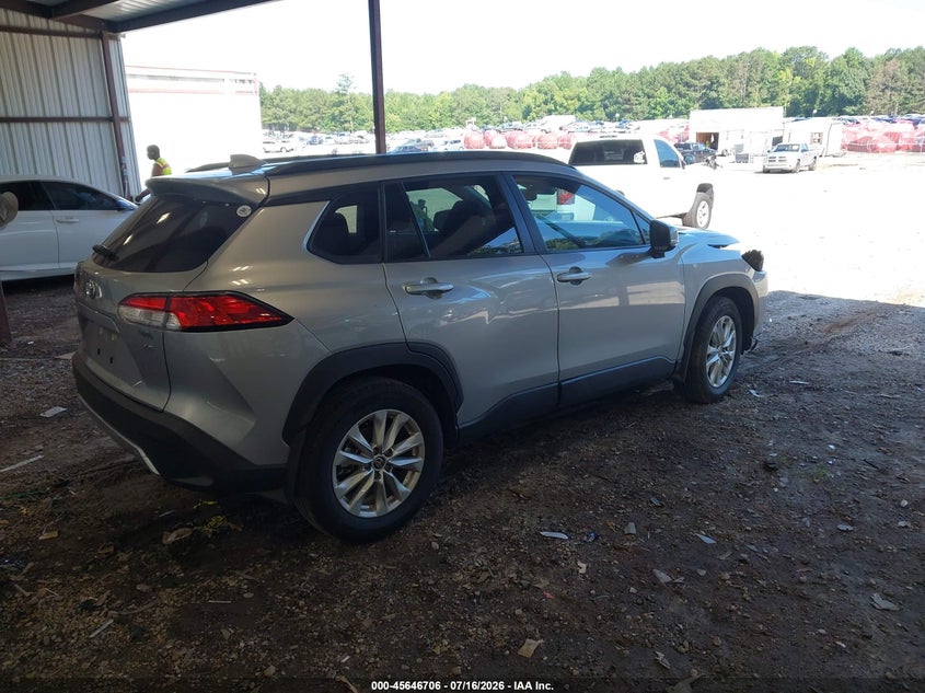 2024 Toyota Corolla cross VIN 7MUCAAAG3RV093382 IAAI salvage auction — FRONT END, Wait Title, sold $7,800 on 2026-09-11 (photo 4)