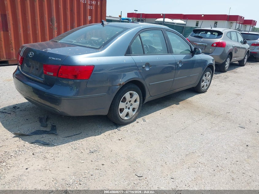 2010 Hyundai Sonata VIN 5NPET4AC9AH592743 IAAI salvage auction — NORMAL WEAR, Clear (Virginia), sold $200 on 2026-07-30 (photo 4)