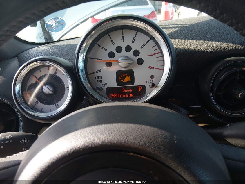 2013 Mini Convertible VIN WMWZN3C50DT568123 IAAI salvage auction — NORMAL WEAR, Clear (South Carolina), sold $25 on 2026-07-29 (photo 7)