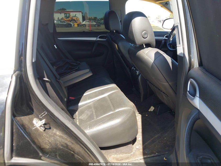2006 Porsche Cayenne VIN WP1AA29P86LA22069 IAAI salvage auction — NORMAL WEAR, Salvage Title - Dealer (California), sold $100 on 2026-07-30 (photo 8)
