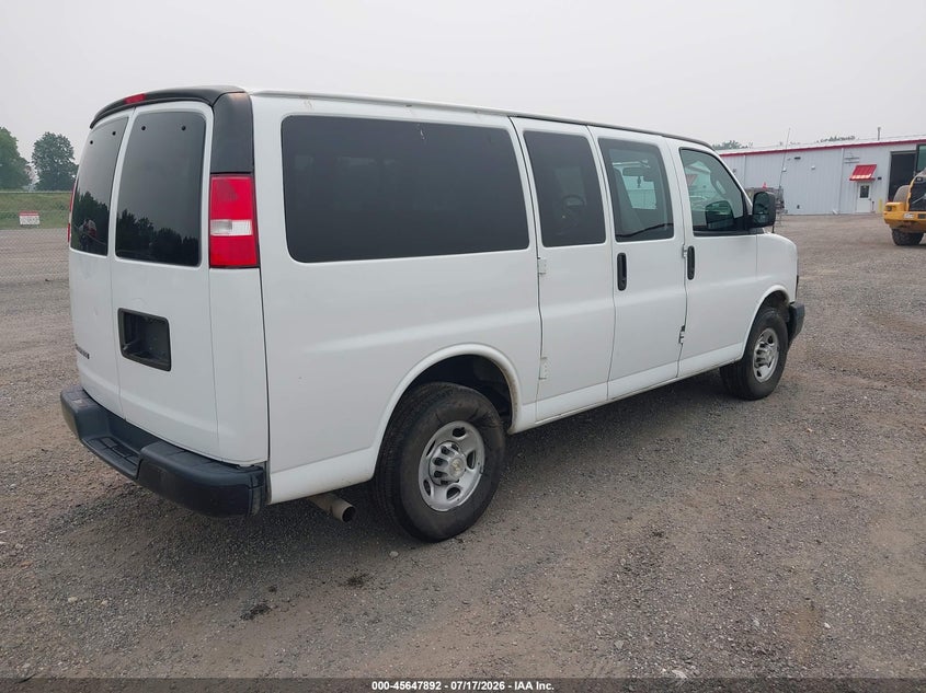 2020 Chevrolet Express 2500 VIN 1GAWGEFP1L1233531 IAAI salvage auction — NORMAL WEAR, Sf97 (Maryland), sold $13,800 on 2026-08-31 (photo 4)