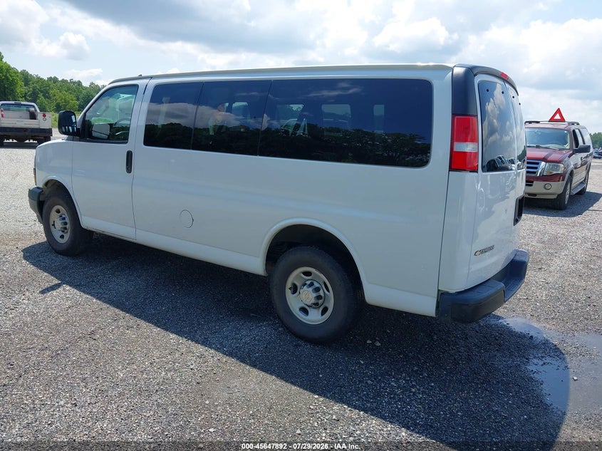 2020 Chevrolet Express 2500 VIN 1GAWGEFP1L1233531 IAAI salvage auction — NORMAL WEAR, Sf97 (Maryland), sold $13,800 on 2026-08-31 (photo 3)