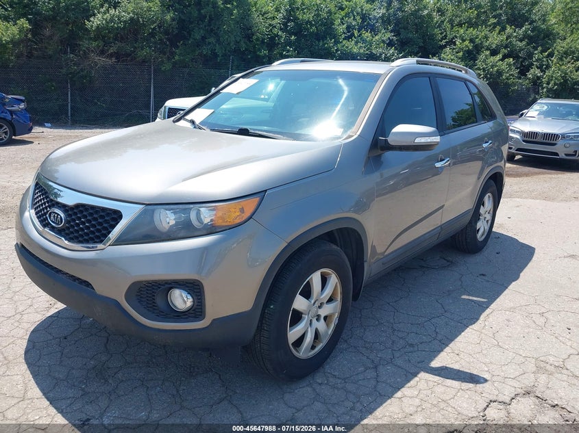 2013 Kia Sorento VIN 5XYKT3A63DG385526 IAAI salvage auction — NORMAL WEAR, Clear (Pennsylvania), sold $625 on 2026-07-24 (photo 2)