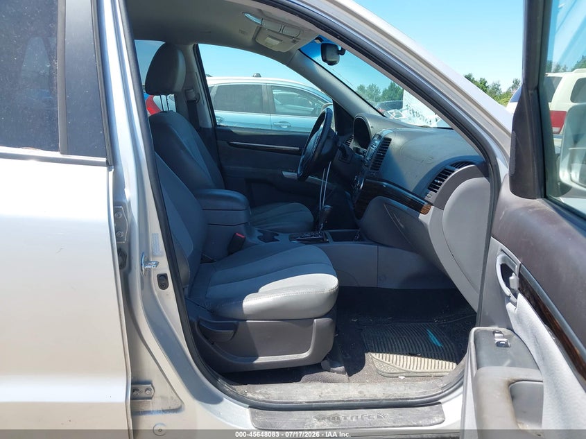 2011 Hyundai Santa fe VIN 5XYZHDAG6BG059490 IAAI salvage auction — NORMAL WEAR, Clear (New York), sold $550 on 2026-07-23 (photo 5)