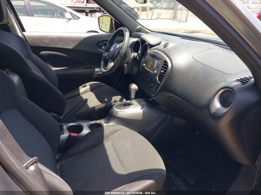 2016 Nissan Juke VIN JN8AF5MR7GT600942 IAAI salvage auction — NORMAL WEAR, Clear (Florida), sold $25 on 2026-07-29 (photo 5)