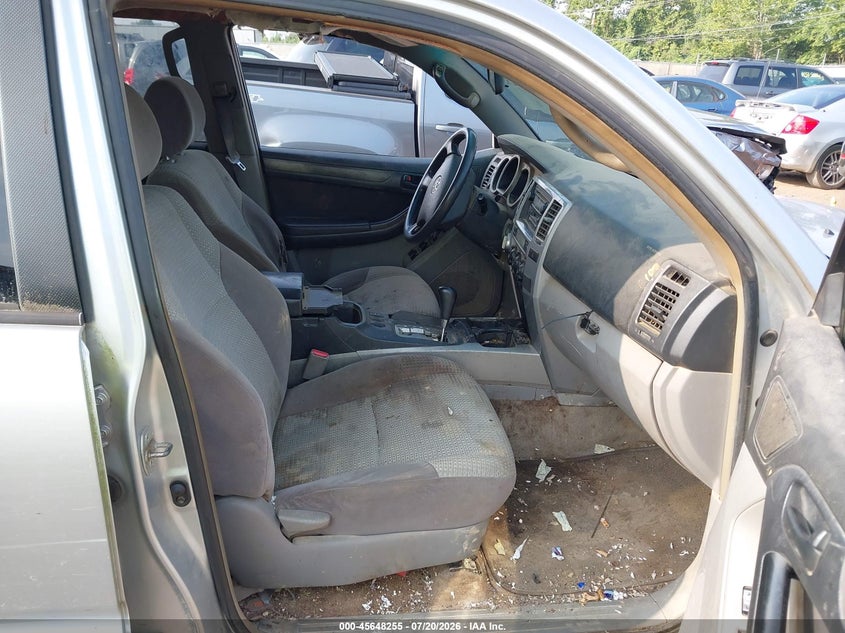 2005 Toyota 4runner VIN JTEBT14RX50055105 IAAI salvage auction — NORMAL WEAR, Original (Ohio), sold $25 on 2026-07-30 (photo 5)