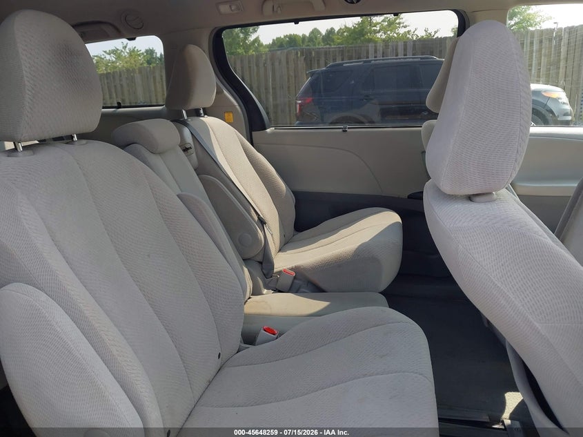 2012 Toyota Sienna VIN 5TDKK3DC9CS239198 IAAI salvage auction — NORMAL WEAR, Clear (Virginia), sold $275 on 2026-07-27 (photo 8)