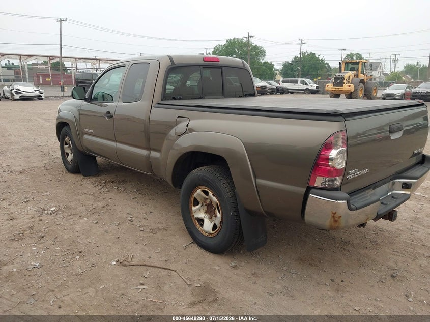 2010 Toyota Tacoma VIN 5TEUU4EN7AZ672186 IAAI salvage auction — NORMAL WEAR, Clear (New York), sold $1,850 on 2026-07-29 (photo 3)