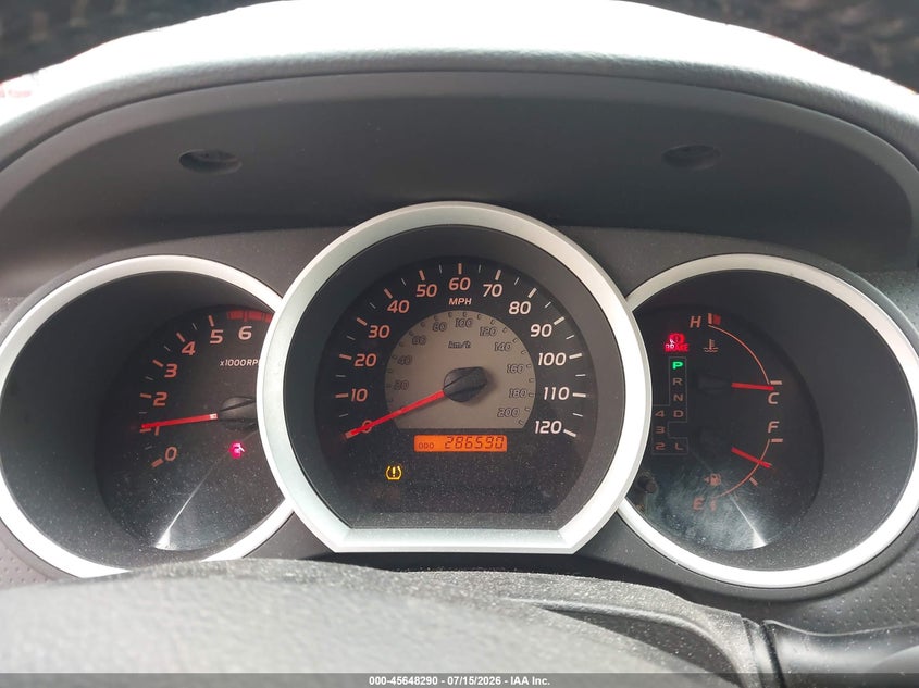 2010 Toyota Tacoma VIN 5TEUU4EN7AZ672186 IAAI salvage auction — NORMAL WEAR, Clear (New York), sold $1,850 on 2026-07-29 (photo 7)