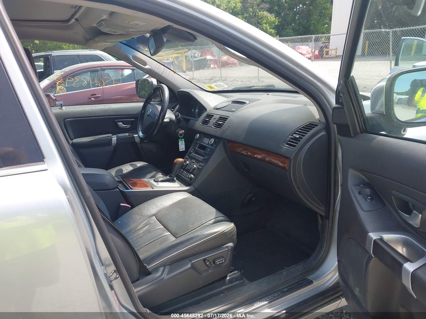 2013 Volvo Xc90 VIN YV4952CZXD1658629 IAAI salvage auction — LEFT REAR, Salvage Title, sold $475 on 2026-07-31 (photo 5)