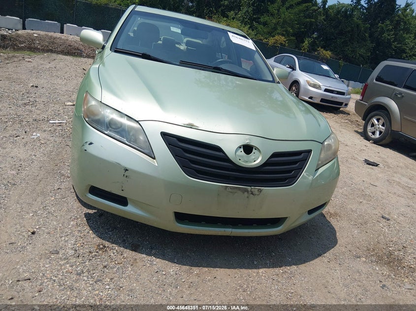 2007 Toyota Camry VIN JTNBB46K073010292 IAAI salvage auction — NORMAL WEAR, Clear (Maryland), sold $550 on 2026-07-30 (photo 6)