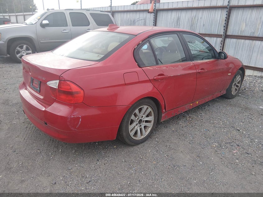 2007 BMW 3 series VIN WBAVA33507KX78337 IAAI salvage auction — NORMAL WEAR, Clear (Arkansas), sold $25 on 2026-07-22 (photo 4)