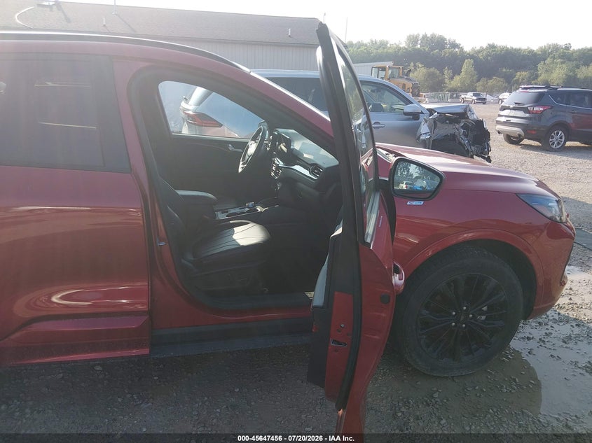 2025 Ford Escape VIN 1FMCU9PA3SUB68954 IAAI salvage auction — REAR END, Salvage (Ohio), sold $12,700 on 2026-07-26 (photo 5)
