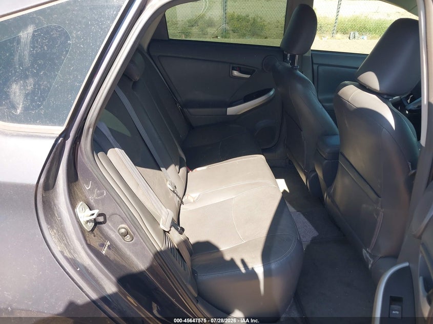 2011 Toyota Prius VIN JTDKN3DU7B5370828 IAAI salvage auction — NORMAL WEAR, Clear-Dealer Only (Arizona), sold $2,050 on 2026-08-01 (photo 8)
