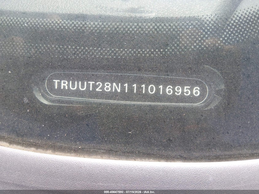 2001 Audi Tt VIN TRUUT28N111016956 IAAI salvage auction — NORMAL WEAR, Clear Salvage History (California), sold $125 on 2026-07-29 (photo 9)