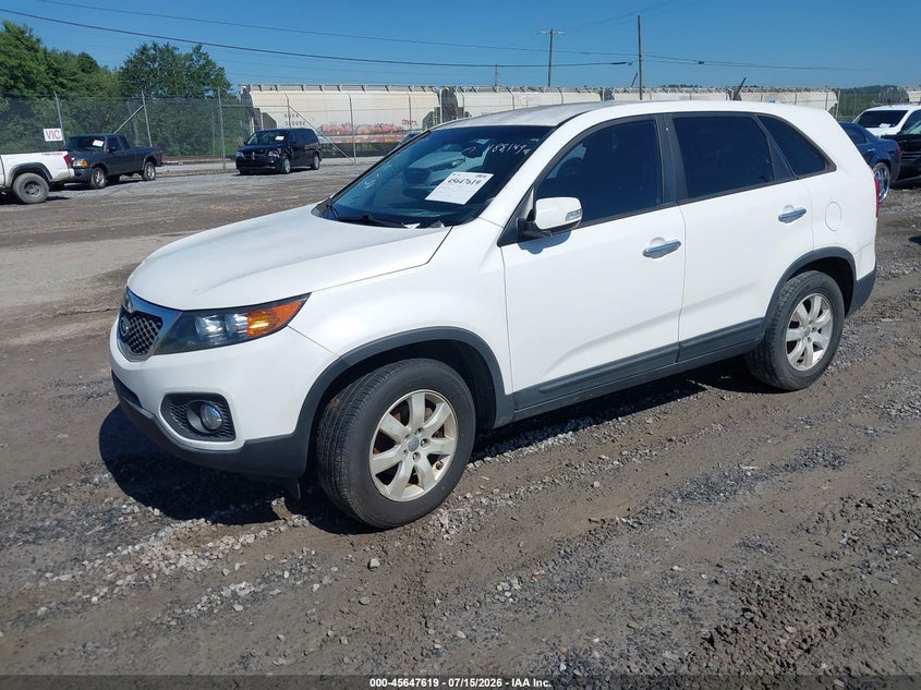 2013 Kia Sorento VIN 5XYKT3A18DG393934 IAAI salvage auction — RIGHT FRONT, Clear (South Carolina), sold $1,400 on 2026-07-17 (photo 2)
