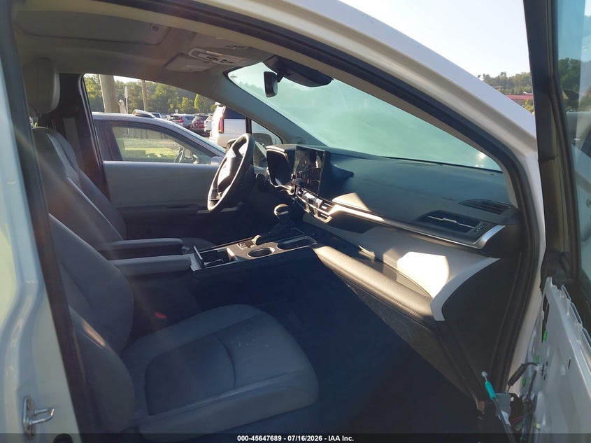 2025 Toyota Sienna VIN 5TDJRKEC1SS234978 IAAI salvage auction — FRONT END, Salvage Title, sold $22,050 on 2026-08-21 (photo 5)