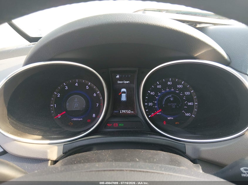 2013 Hyundai Santa fe VIN 5XYZU3LB0DG054750 IAAI salvage auction — SIDE, Clear (Minnesota), sold $300 on 2026-07-29 (photo 7)