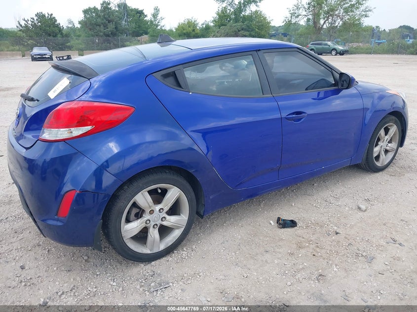 2015 Hyundai Veloster VIN KMHTC6AD7FU224615 IAAI salvage auction — THEFT, Junk Bill Of Sale Mv2459 (Wisconsin), sold $25 on 2026-07-28 (photo 4)