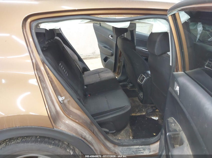 2017 Kia Sportage VIN KNDPMCAC4H7035916 IAAI salvage auction — RIGHT FRONT, Salvage (Pennsylvania), sold $1,300 on 2026-07-30 (photo 8)