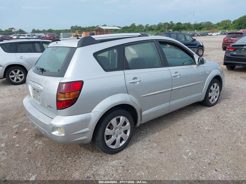 2005 Pontiac Vibe VIN 5Y2SL63805Z449024 IAAI salvage auction — NORMAL WEAR, Clear (Florida), sold $400 on 2026-07-23 (photo 4)