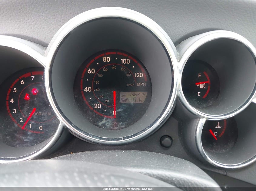 2005 Pontiac Vibe VIN 5Y2SL63805Z449024 IAAI salvage auction — NORMAL WEAR, Clear (Florida), sold $400 on 2026-07-23 (photo 7)