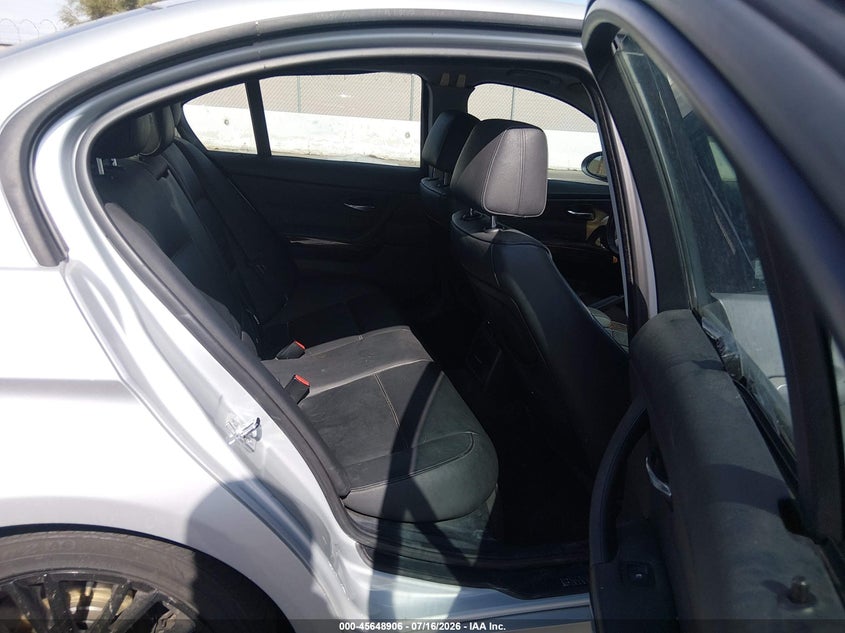 2007 BMW 3 series VIN WBAVA33527PG51577 IAAI salvage auction — FRONT END, Salvage (Nevada), sold $275 on 2026-07-31 (photo 8)