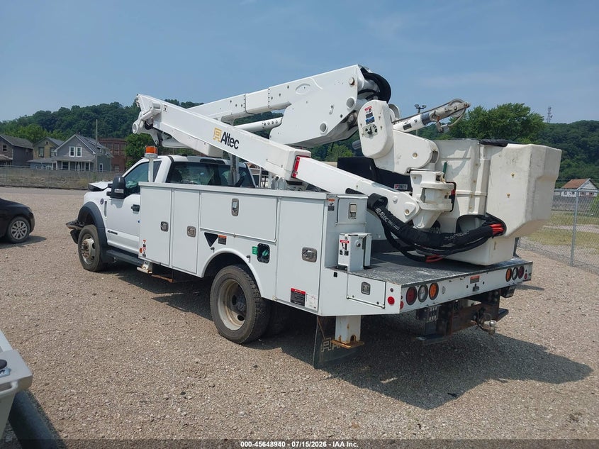 2022 Ford F550 VIN 1FDUF5HT5NDA00986 IAAI salvage auction — FRONT END, Clear (Pennsylvania), sold $7,100 on 2026-07-28 (photo 3)