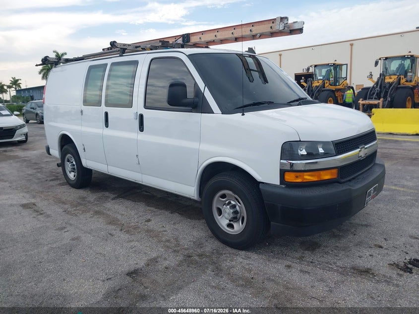 2019 Chevrolet Express 2500 VIN 1GCWGAFG3K1372834 IAAI salvage auction — NORMAL WEAR, Salvage (Florida), sold $2,950 on 2026-08-26 (photo 1)