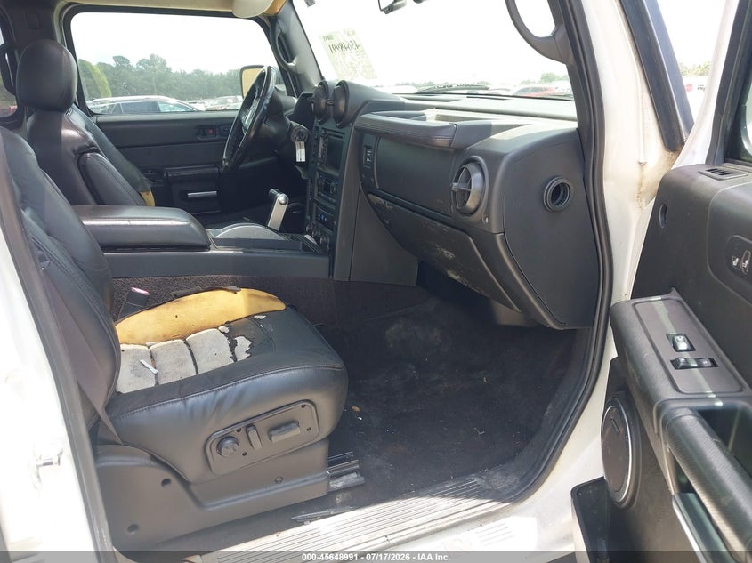 2006 Hummer H2 VIN 5GRGN22U86H107981 IAAI salvage auction — RIGHT REAR, Salvage (Georgia), sold $7,225 on 2026-08-31 (photo 5)