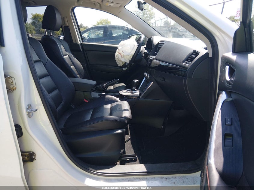 2015 Mazda Cx-5 VIN JM3KE4DY6F0491935 IAAI salvage auction — BIOHAZARD/CHEMICAL, Mv-907A (New York), sold $1,450 on 2026-07-30 (photo 5)