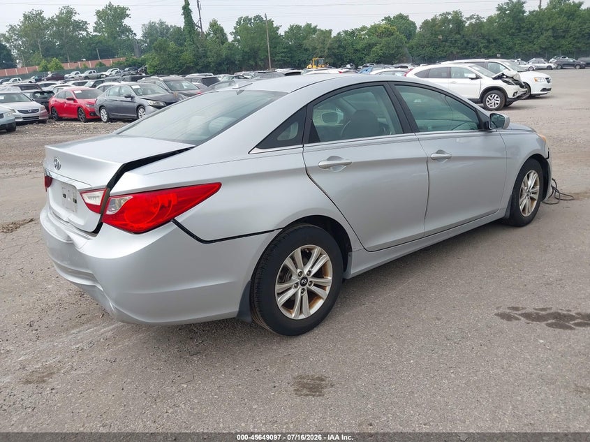 2012 Hyundai Sonata VIN 5NPEB4AC3CH493910 IAAI salvage auction — REAR END, Salvage Title, sold $725 on 2026-07-24 (photo 4)